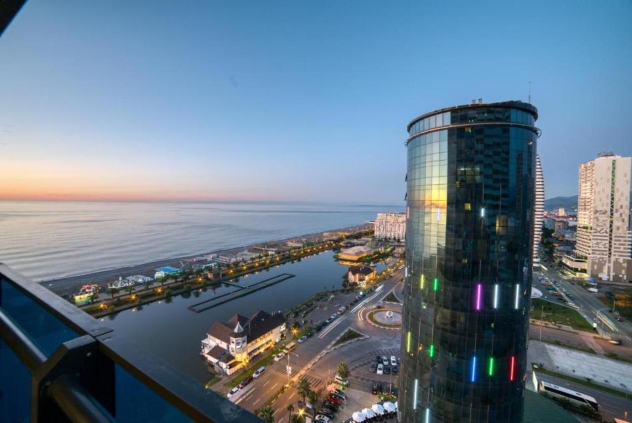 Orbi City - Seaside Apartmentsバトゥーミ エクステリア 写真